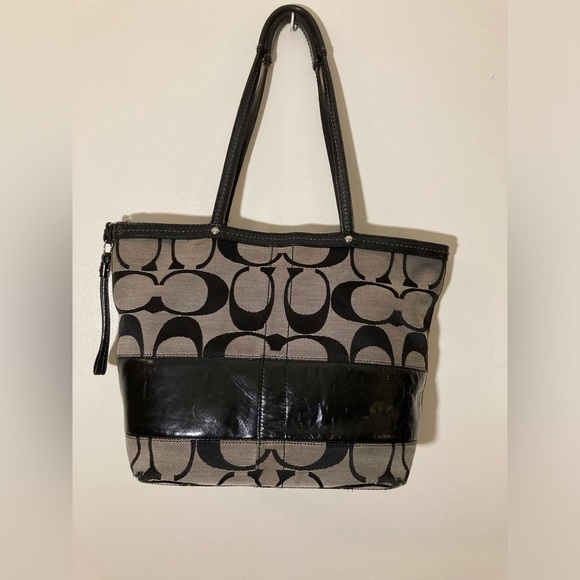 COACH signature stripe  No. 12429
SHOULDERBAG tote VNTG and wallet - Picture 2 of 16